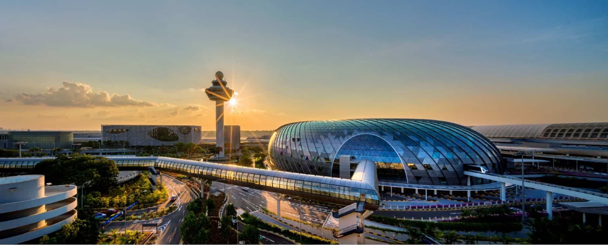 san-bay-quoc-te-changi-international-airport-singapore-min-1677636974.jpg