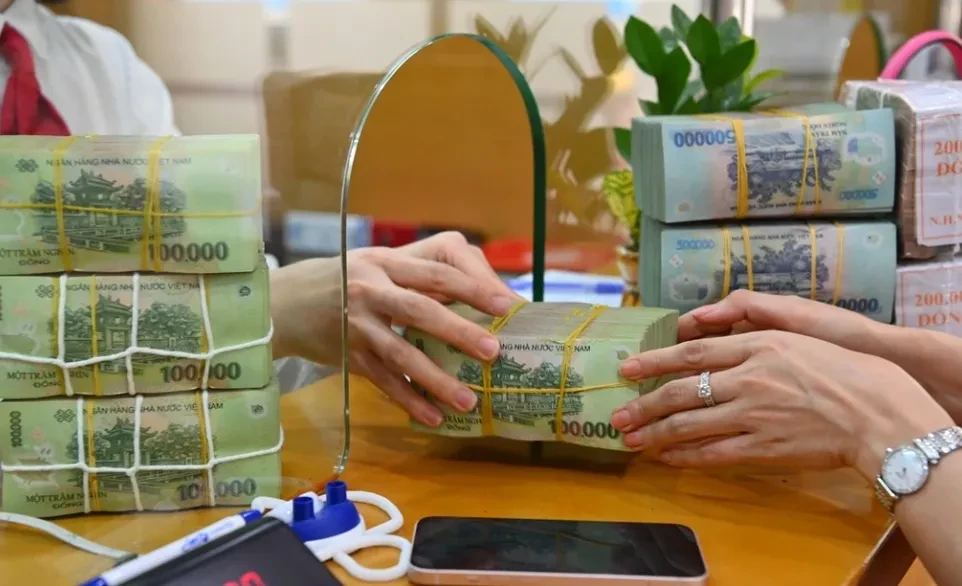 Lãi vay mua nhà tăng mạnh, người vay gặp áp lực tài chính lớn