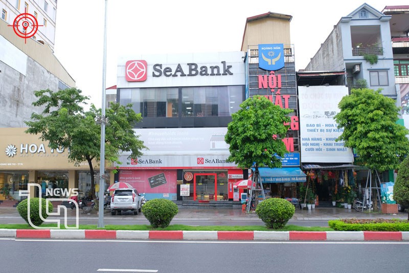 Những rủi ro nào được chỉ ra trong hoạt động tín dụng của SeABank Nha Trang?