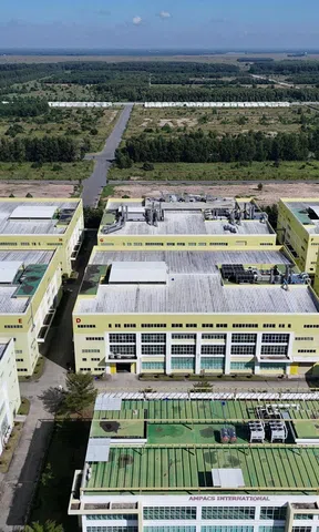 Đất công nghiệp phía Nam đón sóng FDI, cuộc đua hút vốn nóng lên