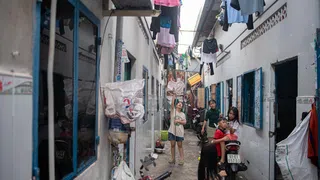 Người thuê trọ tại TP.HCM chật vật vì giá nhà tăng mạnh