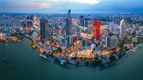TP.HCM không xây thêm chung cư cao tầng ở trung tâm: Thị trường sẽ dịch chuyển ra sao?