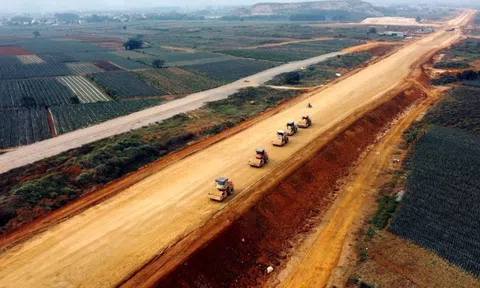 3 đoạn cao tốc Bắc Nam đồng loạt ‘về đích’ trong năm 2022