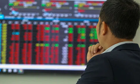 Chứng khoán xuống đáy 4 tháng, cổ phiếu BĐS ra sao?