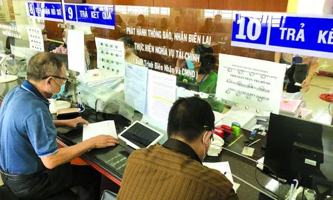 Những loại thuế, phí phải đóng khi mua bán nhà đất