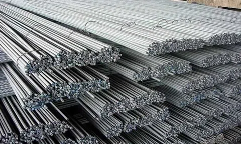 Nghịch lý: cầu giảm, giá vật liệu xây dựng năm 2023 vẫn tăng