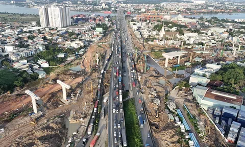 Xa lộ Hà Nội mở rộng 12-16 làn xe