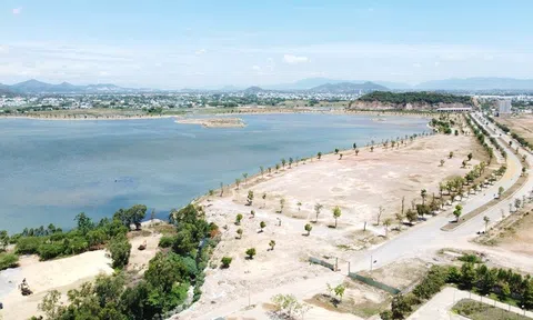 Sau 10 năm “ngủ quên”, hồ Phú Hòa sẽ thực sự hồi sinh?