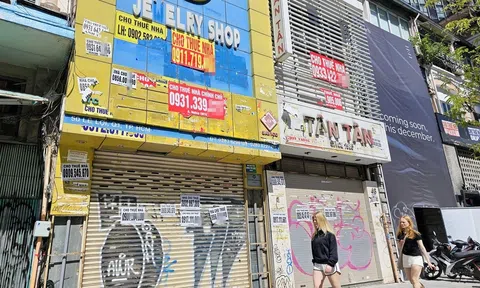 Mặt bằng nhà phố trung tâm giá thuê giảm sâu vẫn ế ẩm