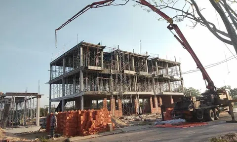 Người dân TP.HCM được nộp hồ sơ xin phép xây dựng ngay tại UBND phường, xã