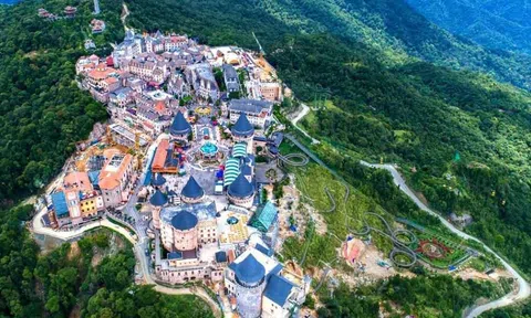 Nợ vay tăng gấp đôi, Cáp treo Bà Nà có đang đối mặt rủi ro tài chính?