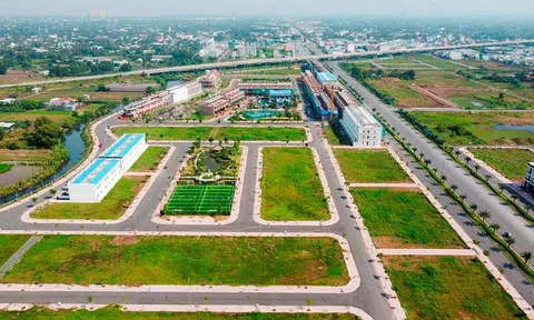 Thị trường BĐS ngược chiều: giá đất tăng, thanh khoản trượt dốc