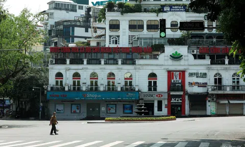 Dạo Hà Nội mùa giãn cách