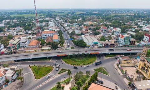 Bỏ qua quận, Củ Chi lên hẳn thành phố?