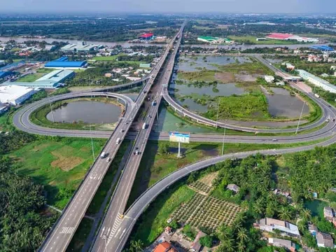 Ba tin vui “vực dậy tinh thần” giới địa ốc