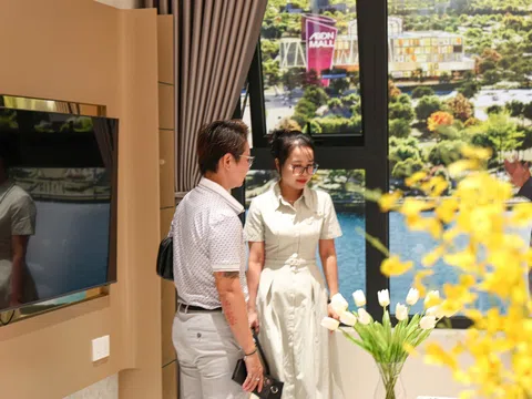 Lãi vay mua nhà đồng loạt tăng, người mua chịu áp lực kép