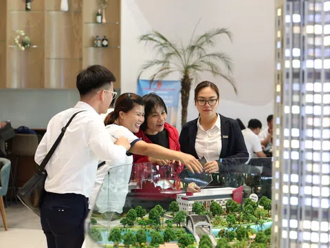 Cuối năm nay có nên "xuống tiền" đầu tư bất động sản?