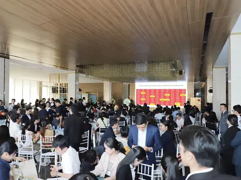 Xuất hiện làn sóng “cắt lỗ” 100–300 triệu đồng: Thị trường bước vào giai đoạn sàng lọc