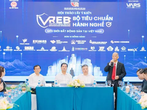 Xây dựng bộ tiêu chuẩn nghề môi giới hướng tới minh bạch, chuẩn mực