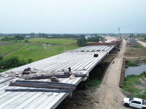 TP.HCM "khát" vật liệu xây dựng: Nguy cơ chậm tiến độ hàng loạt dự án