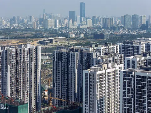 Giá chung cư chững lại nhưng vẫn cao, người mua tiếp tục dè dặt xuống tiền