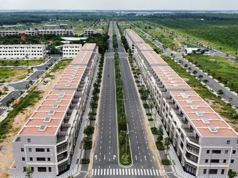 Lãnh đạo Đồng Nai yêu cầu Hà An chủ dự án Gem Sky World bảo đảm quyền lợi cho khách hàng, lãnh đạo công ty than khó khăn