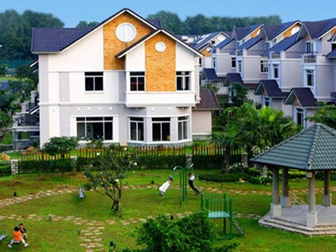 Những rủi ro ‘trên trời rơi xuống’ khi nhờ người mua hộ bất động sản
