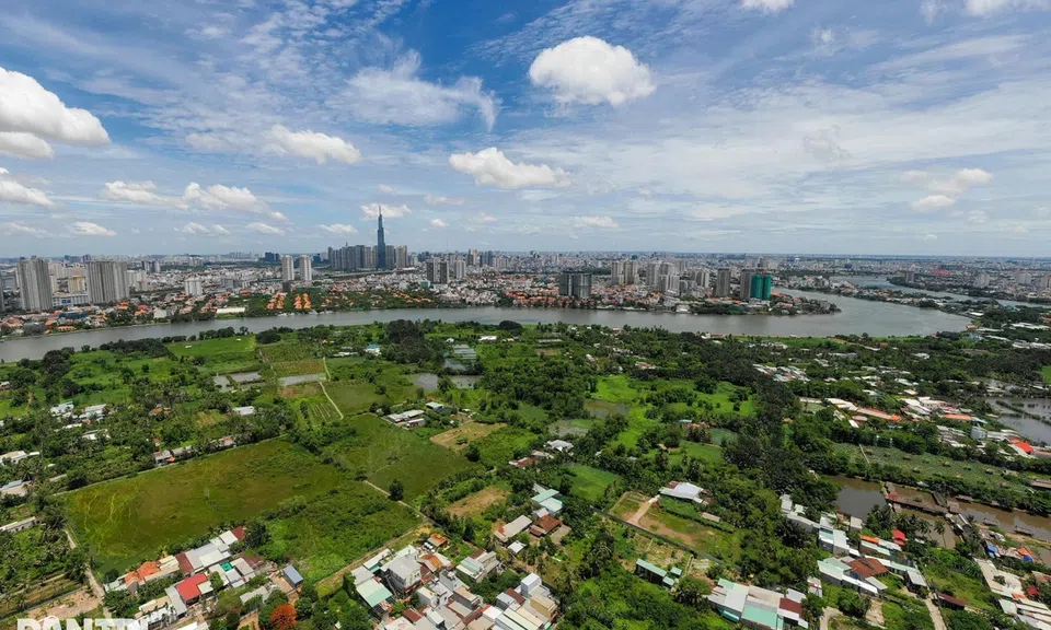 Doanh nghiệp địa ốc phía Nam tăng tốc gom quỹ đất, phân hóa chiến lược phát triển