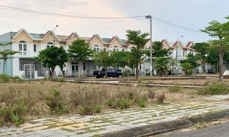 Chủ đầu tư Viêm Minh Hà Dừa nợ thuế gần 56 tỷ, vì sao khách hàng vẫn chưa có sổ đỏ?
